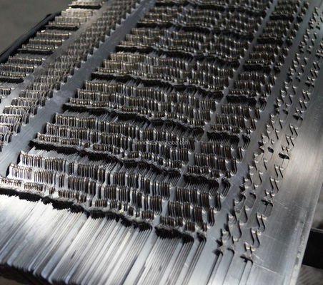 Massivholzschneidemesser aus China-Alloy Holzbearbeitung Karbid Zahnrahmen Sägeblatt
